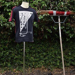 Art T-Shirt 1483641 Blown Speakers